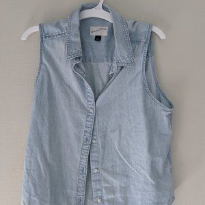Sleeveless Chambray Denim Light Wash Button Down
